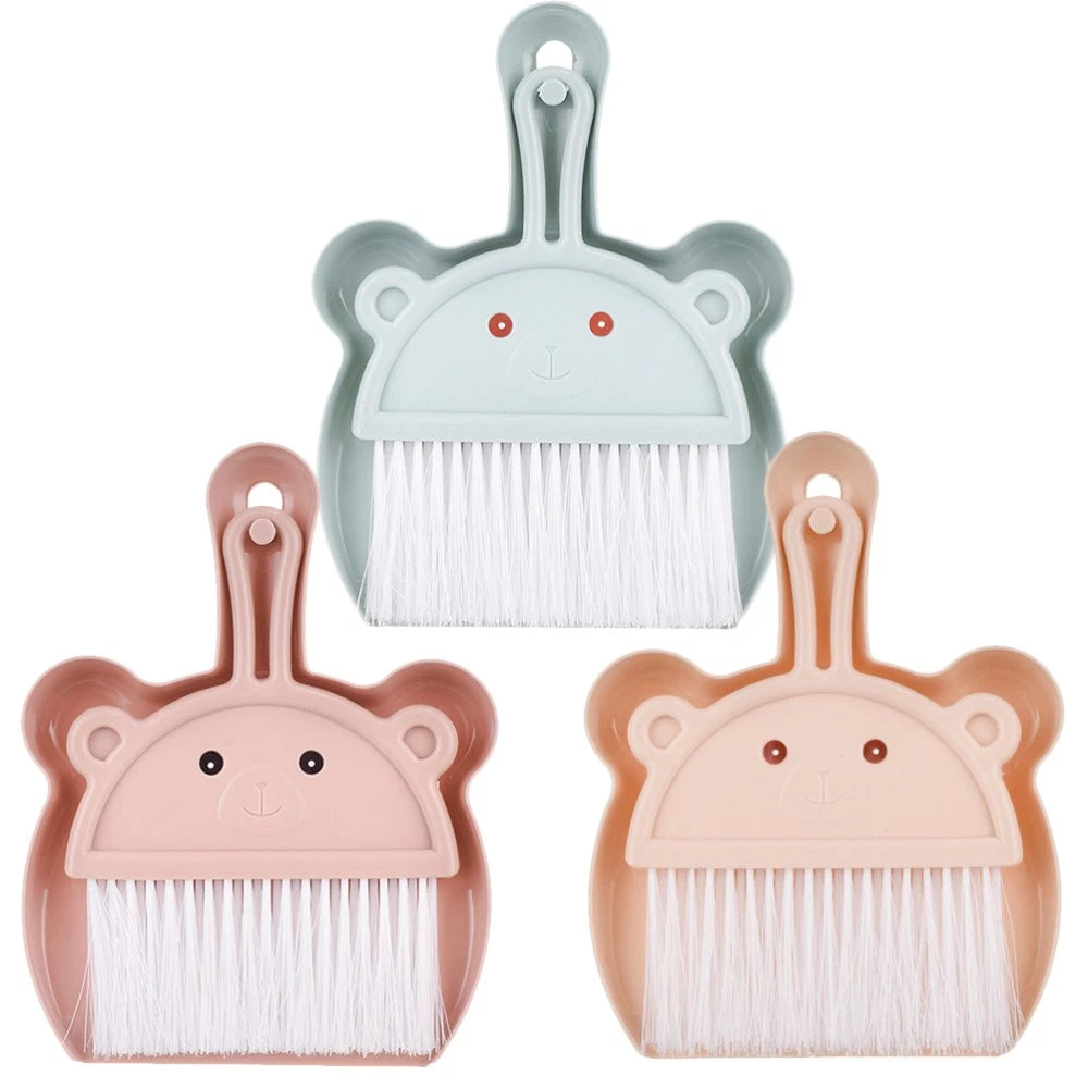 3 Sets Cartoon Broom Dustpan Portable Dustpan Portable Mini Broom-