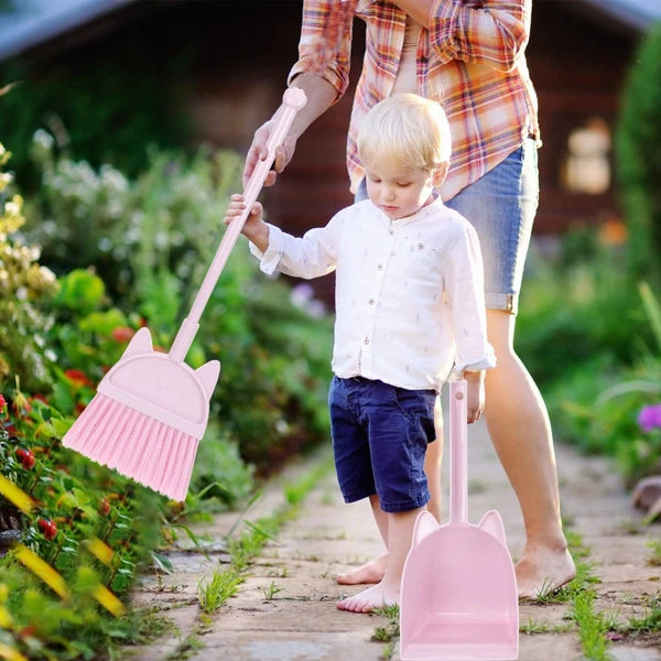 1 set of Kids Broom and Dustpan Kids Broom Dustpan Mini Dustpan and Broom