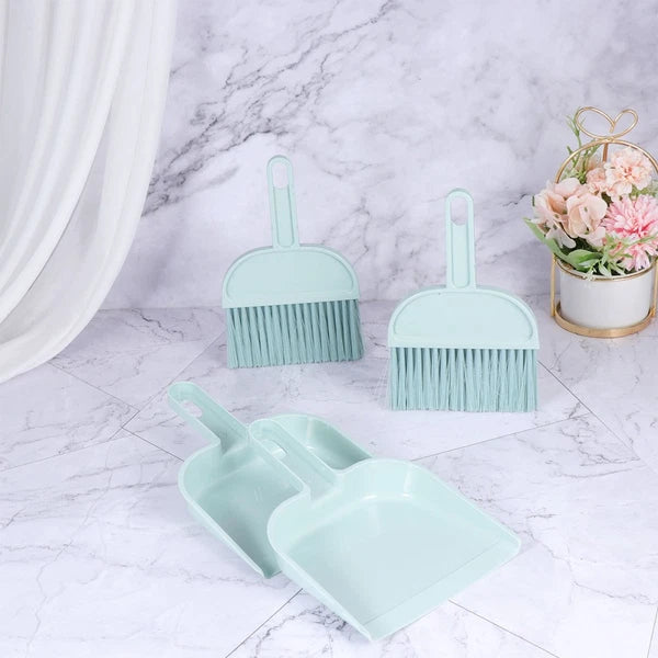 2 Sets Mini Dustpan Broom Small Animal Cage Cleaner Brush Kit