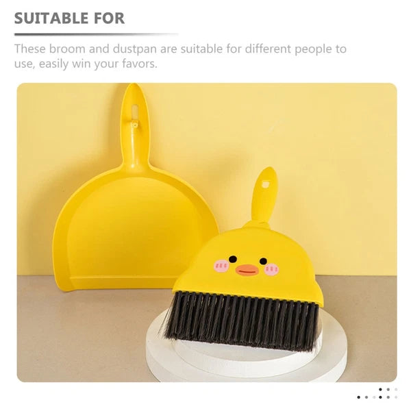 2 Sets Mini Broom Child Pupils Small Dustpan and Desktop Cleaning Brush