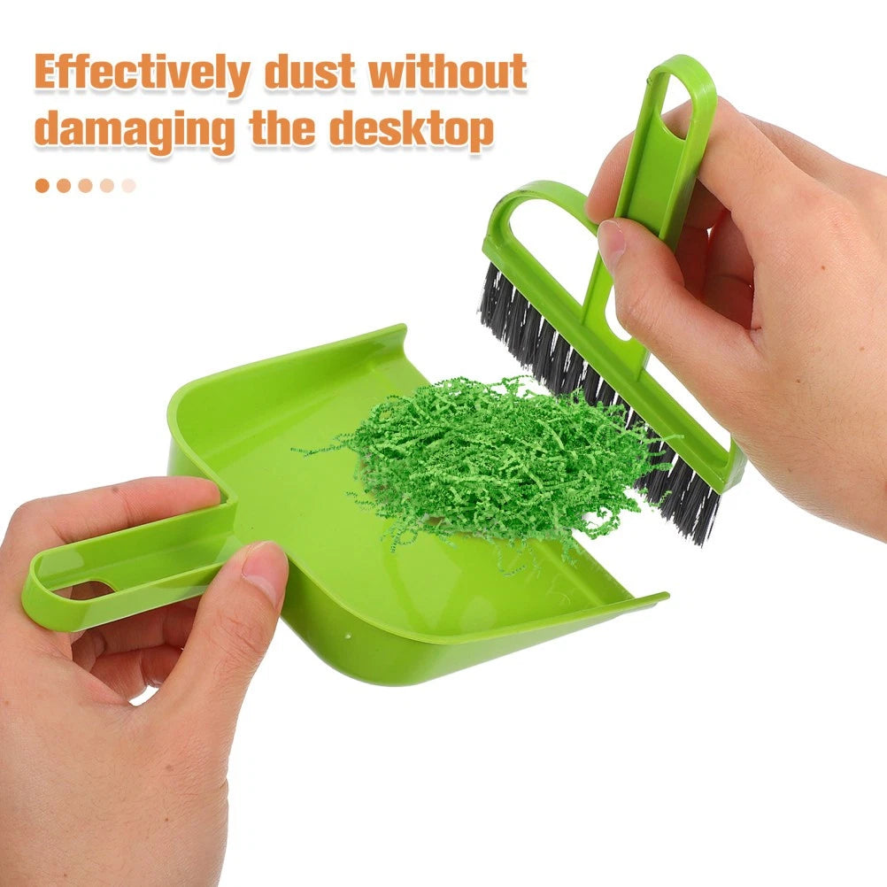Mini Broom Dustpan Set Child Car Cleaning Brush Interior Toys Gift for Toddlers