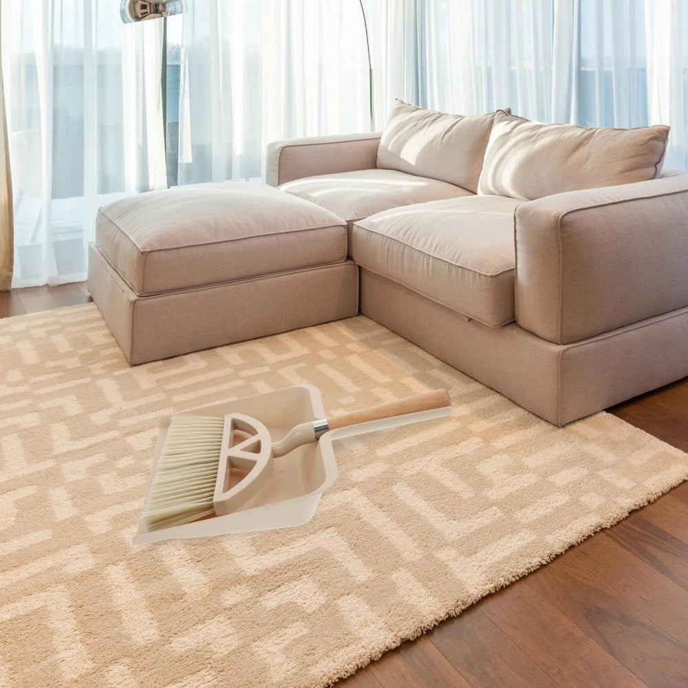 1 Set Mini Broom and Dustpan Desktop Sweeping Tools for Home Office (Khaki)