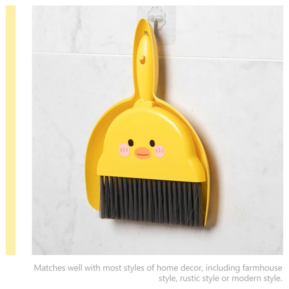 2 Sets Mini Broom Desktop Dustpan and Sweeping Tool Child Pupils Portable