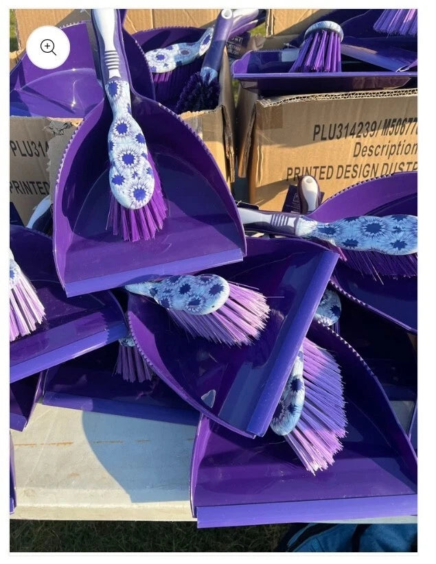 Dustpan & Brush 1 Set Purple & White (B20)