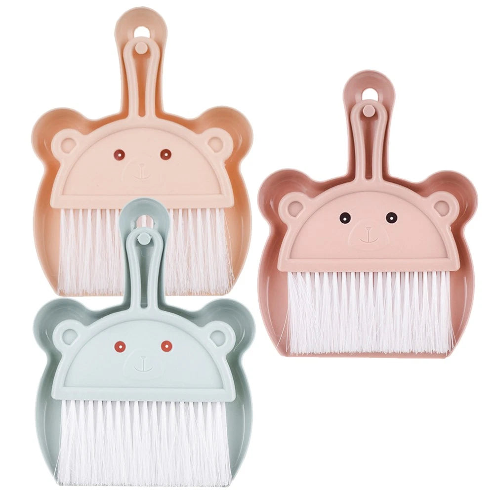 3 Sets Cartoon Broom Dustpan Portable Dustpan Portable Mini Broom-