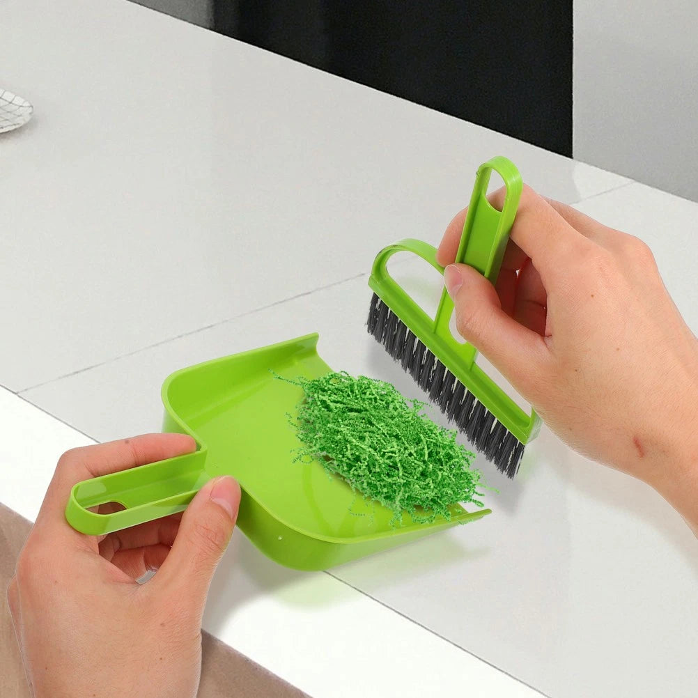 Mini Broom Dustpan Set Child Car Cleaning Brush Interior Toys Gift for Toddlers