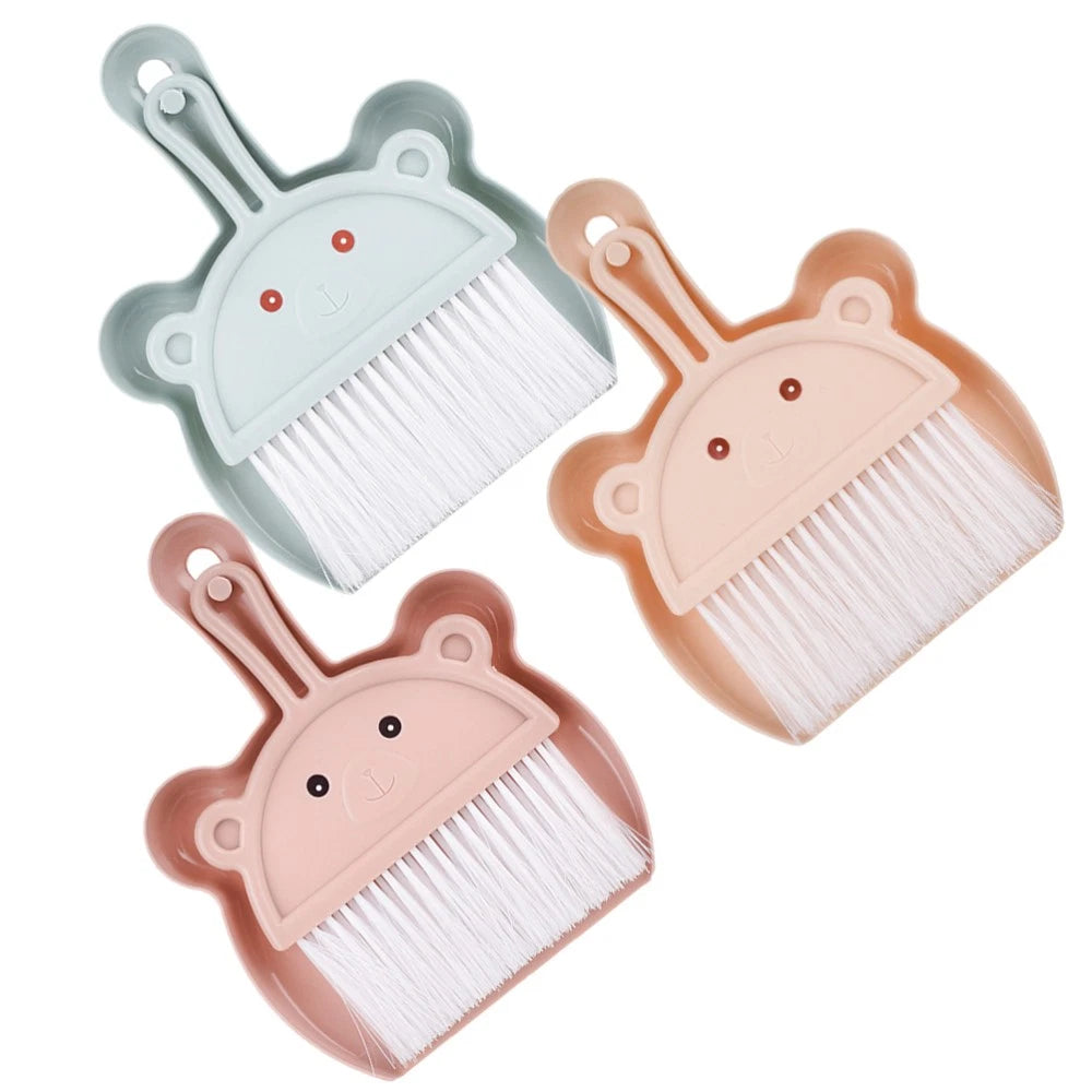 3 Sets Cartoon Broom Dustpan Portable Dustpan Portable Mini Broom-