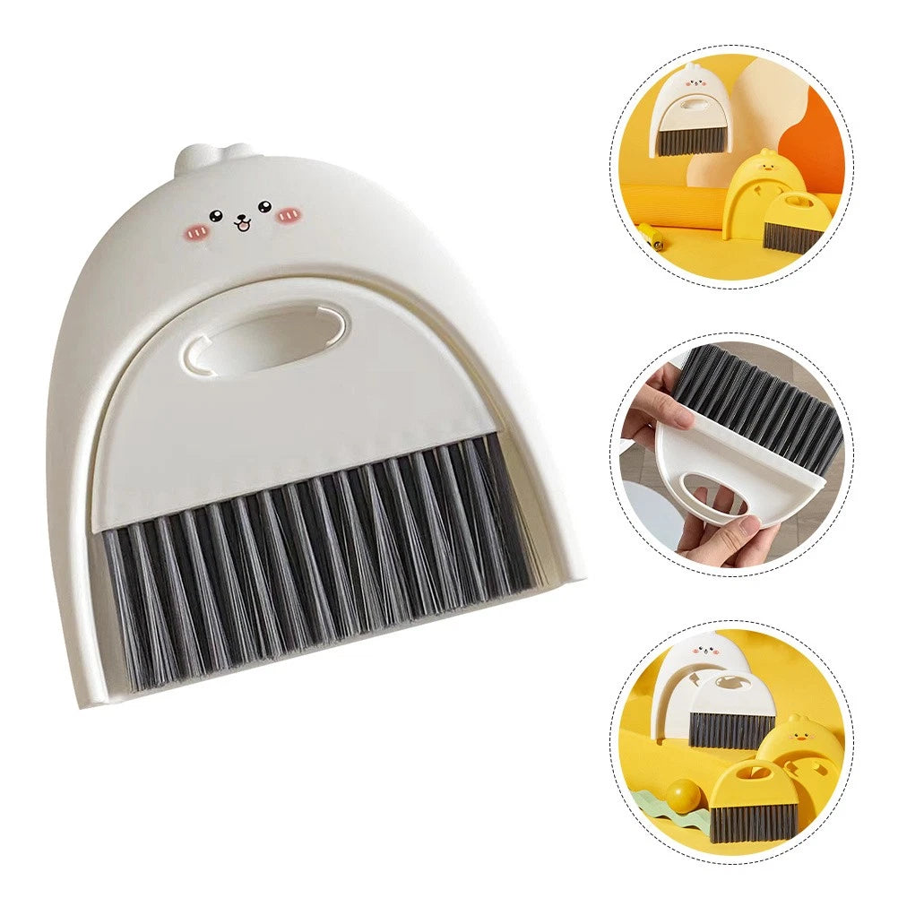 1 Set of Small Broom And Dustpan Kit Desktop Cleaning Tool Cartoon Design