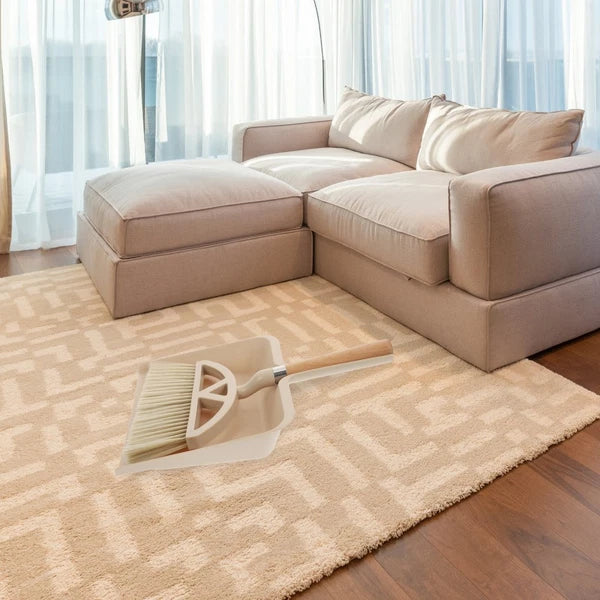 1 Set Mini Broom and Dustpan Desktop Sweeping Tools for Home Office (Khaki)