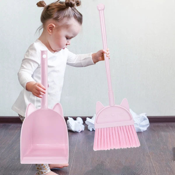 1 set of Kids Broom and Dustpan Kids Broom Dustpan Mini Dustpan and Broom