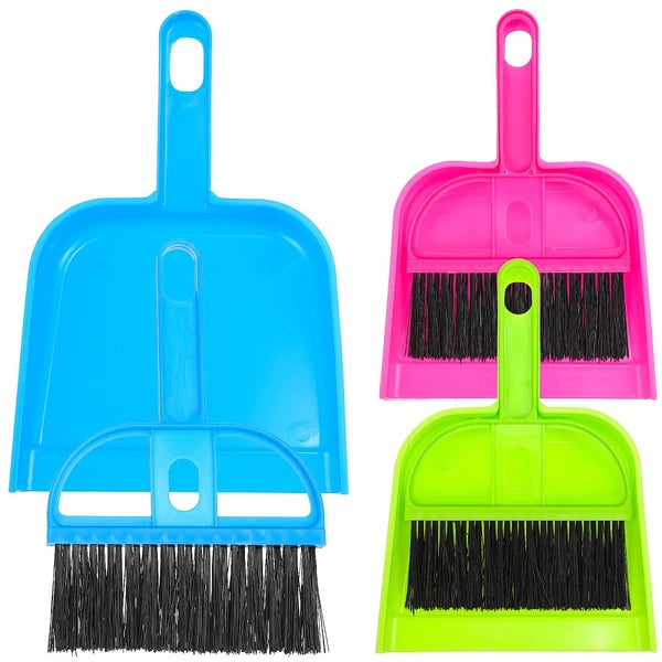 3 Sets Of Cleaning Tools Desktop Pet Cage Small Dustpans Brooms